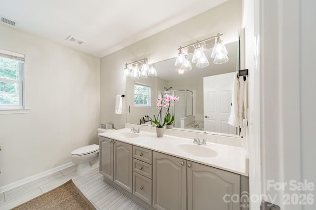 13405 Honeytree Lane, Pineville, NC 28134