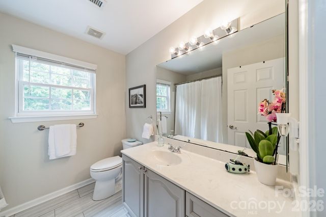 13405 Honeytree Lane, Pineville, NC 28134