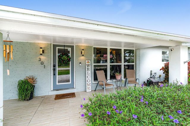 301 Se 10th Court, Deerfield Beach, FL 33441