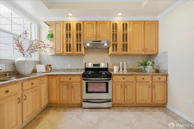 631 18th Avenue, San Francisco, CA 94121