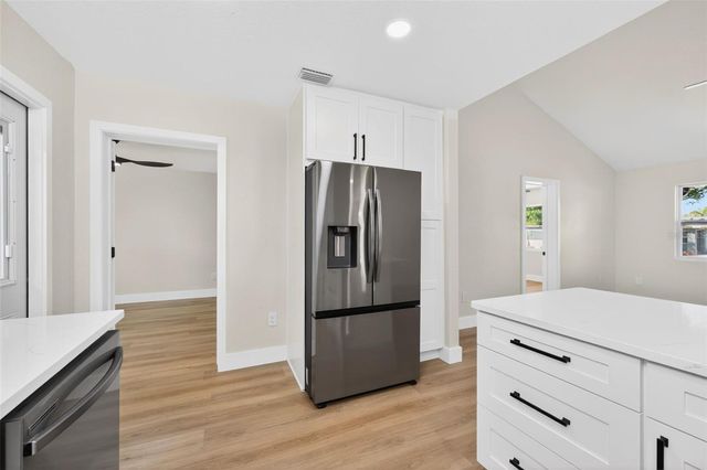 5406 11TH AVENUE S, Gulfport, FL 33707