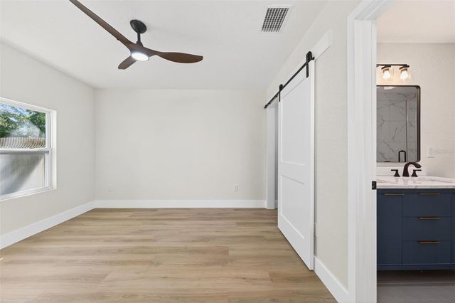 5406 11TH AVENUE S, Gulfport, FL 33707