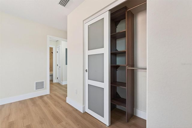 5406 11TH AVENUE S, Gulfport, FL 33707