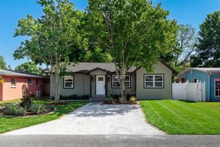 5406 11TH AVENUE S, Gulfport, FL 33707