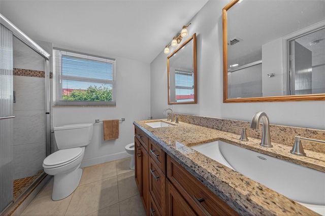 3150 NE 48th Court 414, Lighthouse Point, FL 33064