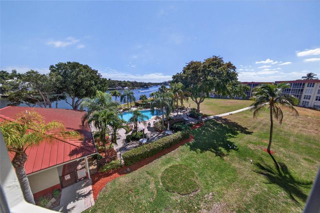 3150 NE 48th Court 414, Lighthouse Point, FL 33064