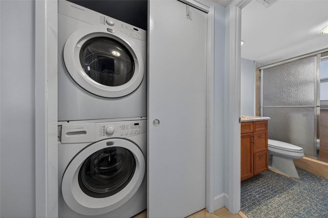 3150 NE 48th Court 414, Lighthouse Point, FL 33064