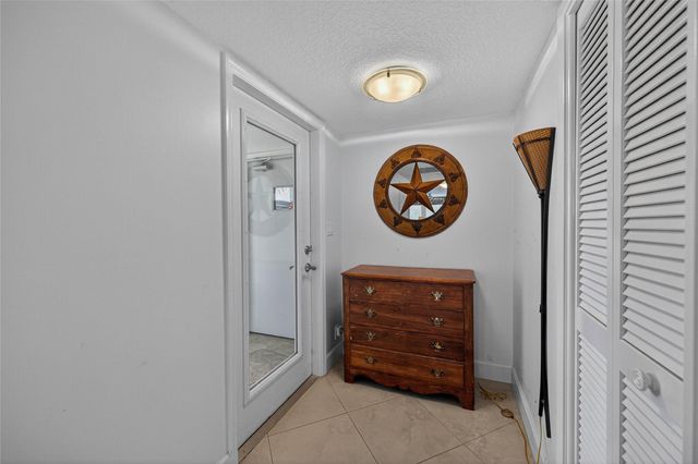 3150 NE 48th Court 414, Lighthouse Point, FL 33064