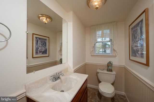 1557 TRALEE DR, Dresher, PA 19025