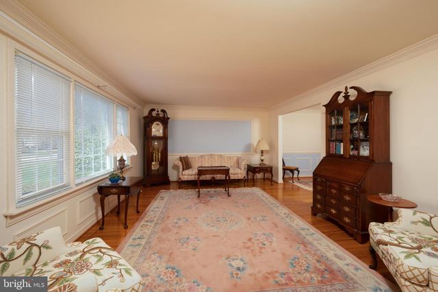 1557 TRALEE DR, Dresher, PA 19025
