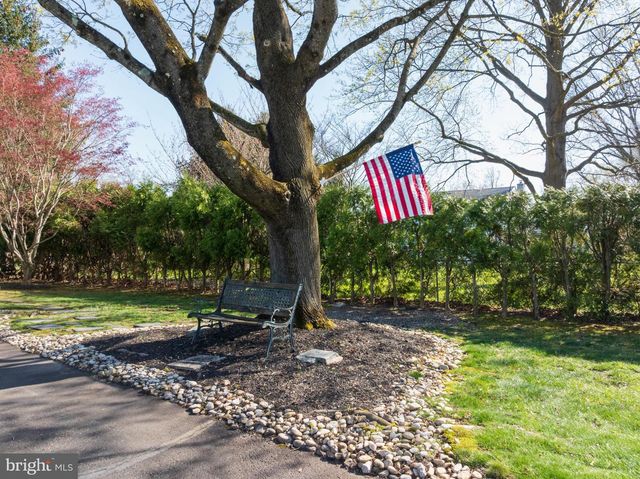 1557 TRALEE DR, Dresher, PA 19025