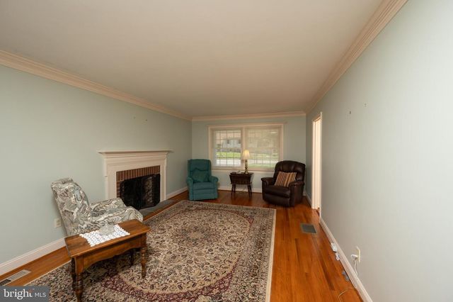 1557 TRALEE DR, Dresher, PA 19025