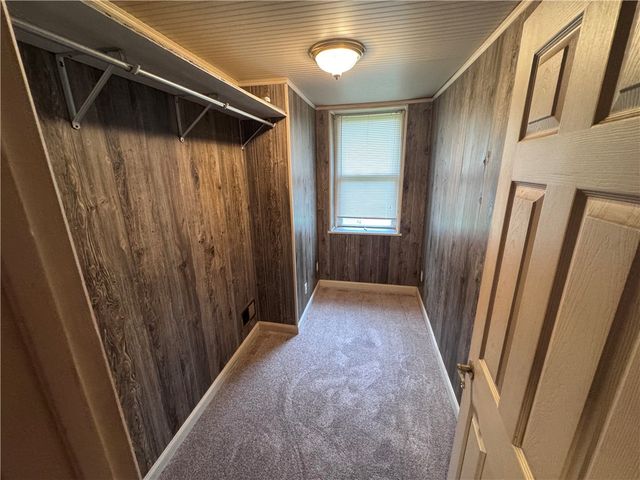 787 Guys Run Rd, Harmar, PA 15238