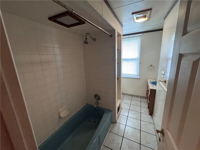 787 Guys Run Rd, Harmar, PA 15238