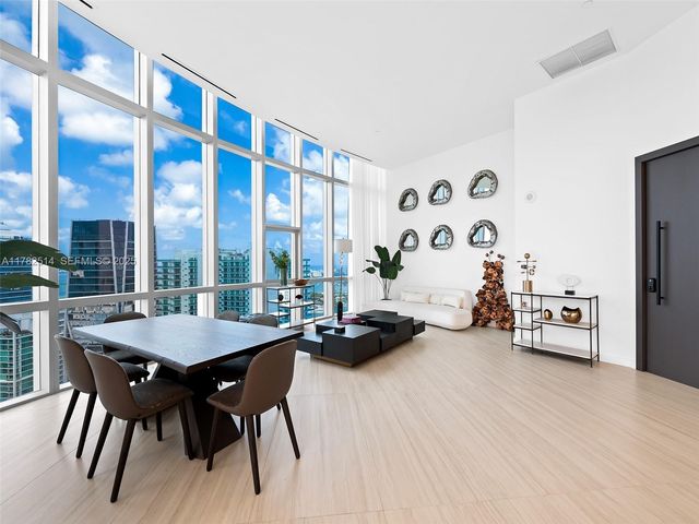 851 NE 1st Avenue PH 5500, Miami, FL 33132