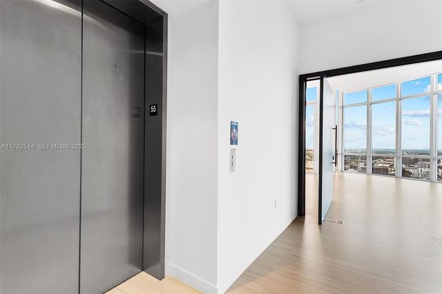 851 NE 1st Avenue PH 5500, Miami, FL 33132