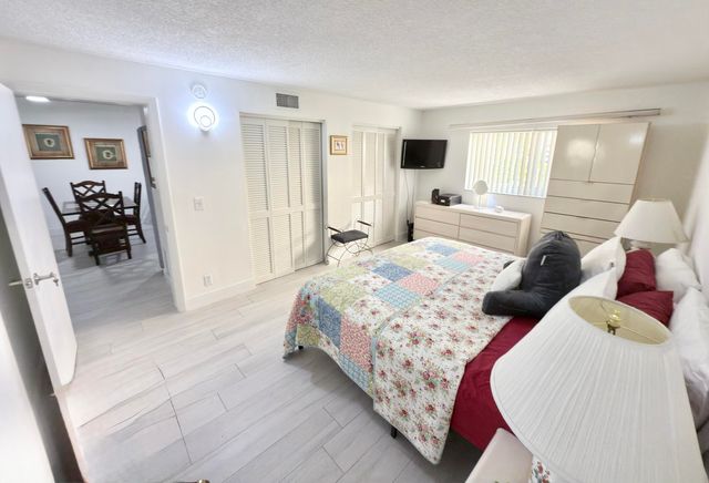 2615 NE 3rd Court 1060, Boynton Beach, FL 33435