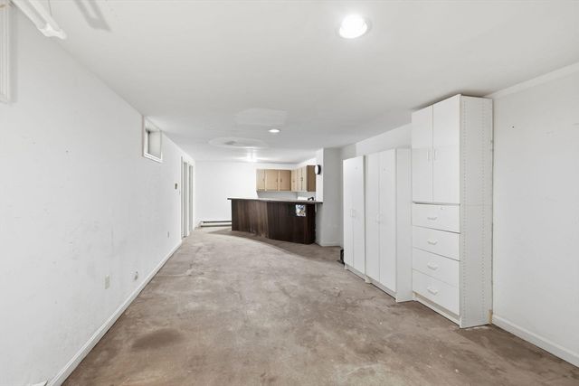 25 Muskegat Rd, Falmouth, MA 02536