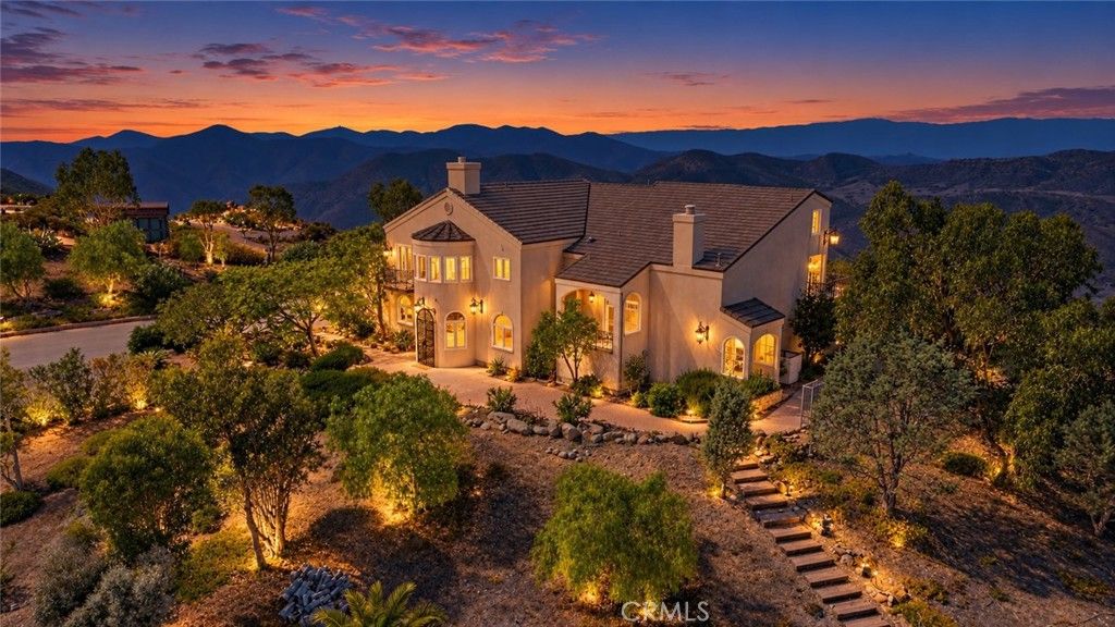 10827 Pacific View Road, Malibu, CA 90265 — exterior
