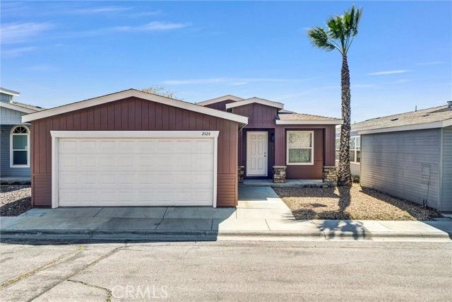 2424 Sunset Ridge Dr., Rosamond, CA 93560