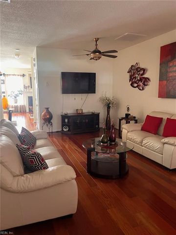 5027 Prestwick ST, Suffolk, VA 23435