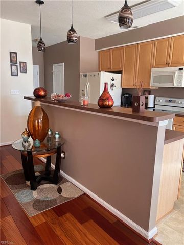 5027 Prestwick ST, Suffolk, VA 23435