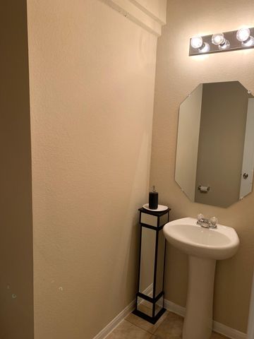 2020 Mottey ST, Georgetown, TX 78626