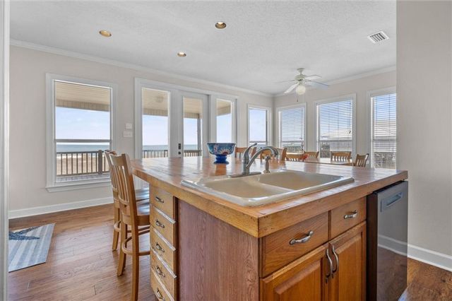 2426 Bienville Boulevard, Dauphin Island, AL 36528