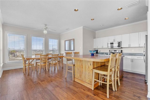 2426 Bienville Boulevard, Dauphin Island, AL 36528