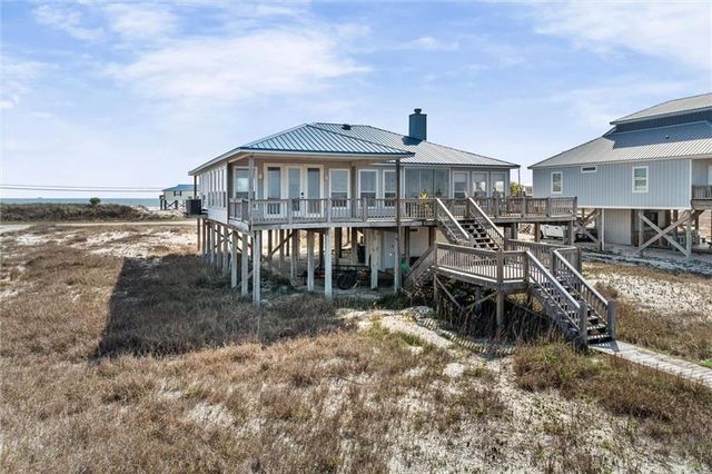 2426 Bienville Boulevard, Dauphin Island, AL 36528