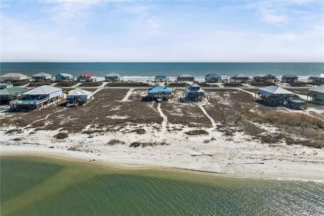 2426 Bienville Boulevard, Dauphin Island, AL 36528