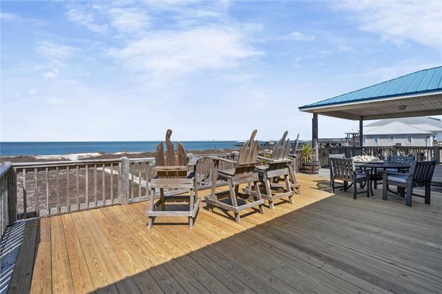 2426 Bienville Boulevard, Dauphin Island, AL 36528