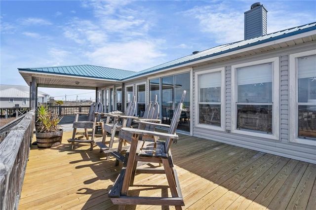2426 Bienville Boulevard, Dauphin Island, AL 36528