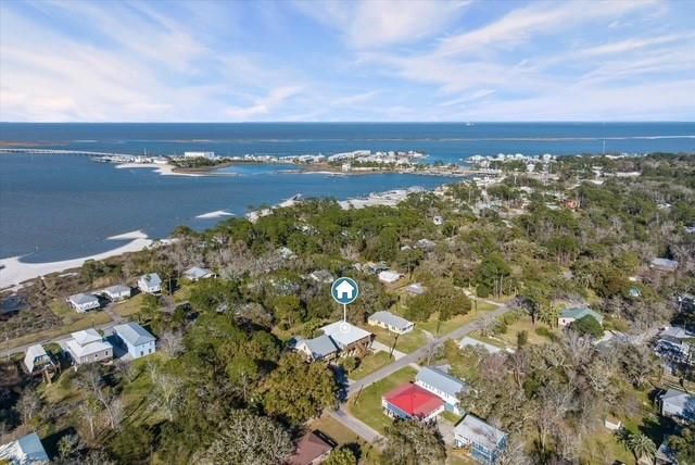 1224 Cadillac Avenue, Dauphin Island, AL 36528