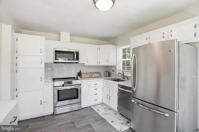 5211 FLANDERS AVE, Kensington, MD 20895