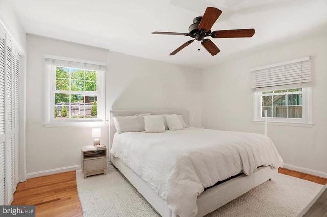 5211 FLANDERS AVE, Kensington, MD 20895