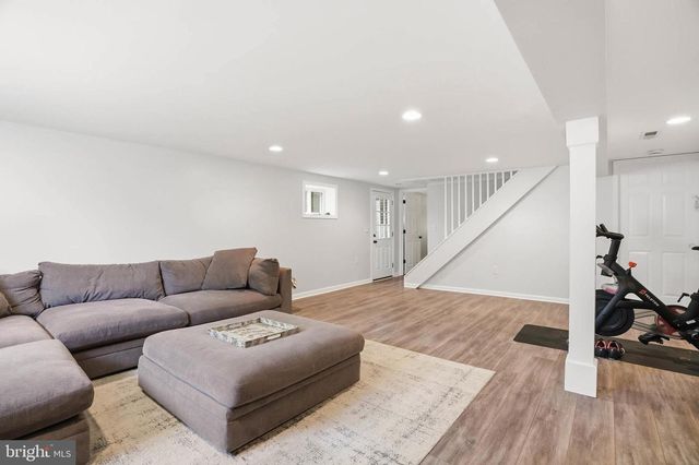 5211 FLANDERS AVE, Kensington, MD 20895