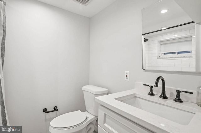 5211 FLANDERS AVE, Kensington, MD 20895