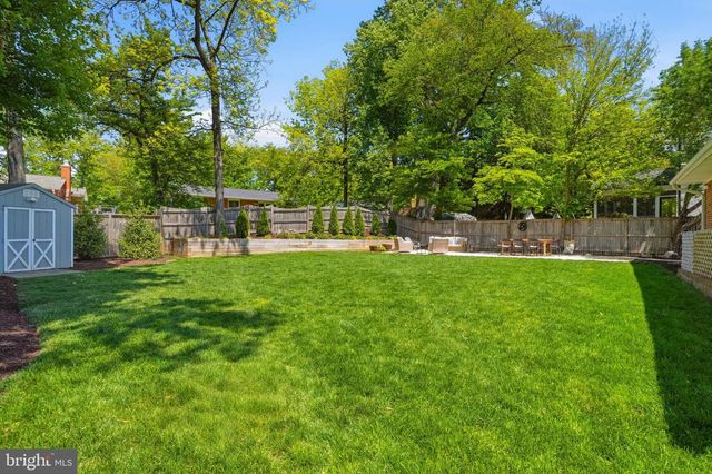 5211 FLANDERS AVE, Kensington, MD 20895