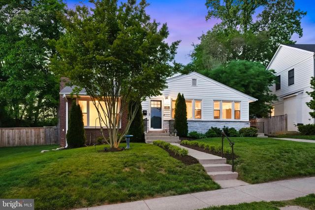 5211 FLANDERS AVE, Kensington, MD 20895