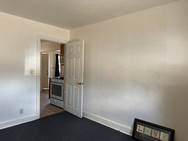 3207 Kishwaukee Street, Rockford, IL 61109