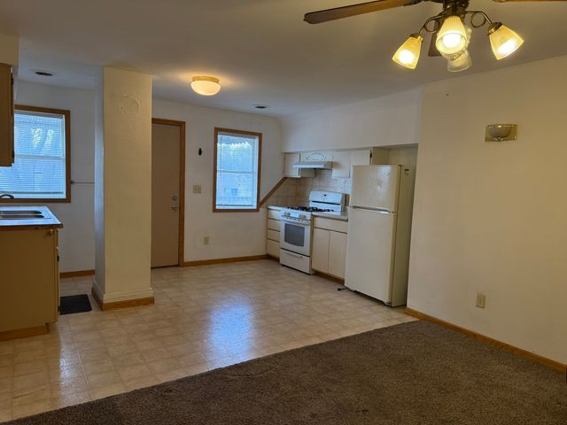 3207 Kishwaukee Street, Rockford, IL 61109