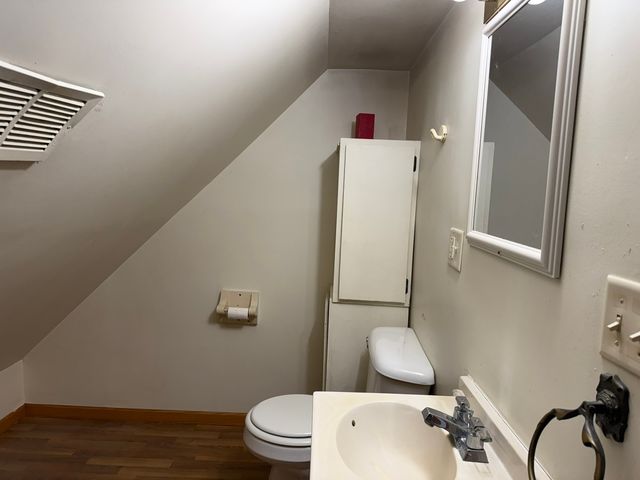 3207 Kishwaukee Street, Rockford, IL 61109