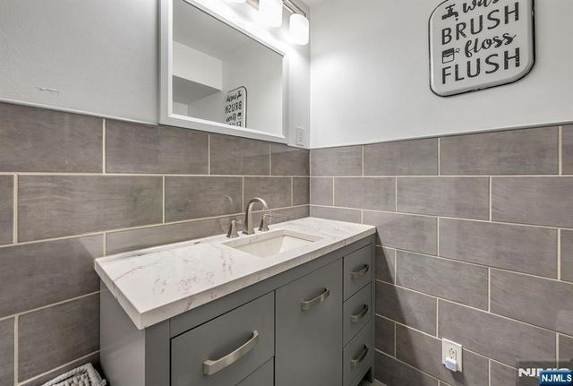 115 River Road, Bogota, NJ 07603