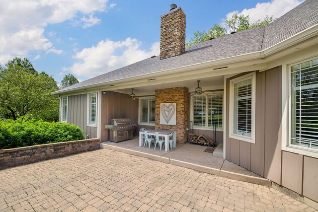 5525 Bluestem Court, Oswego, IL 60543