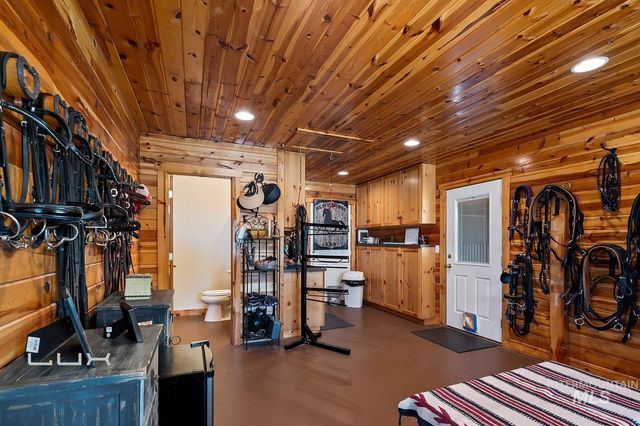 7351 West Ledgerwood Lane, Meridian, ID 83646