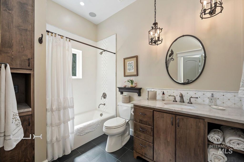 7351 West Ledgerwood Lane, Meridian, ID 83646 photo 30