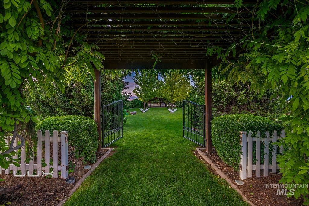 7351 West Ledgerwood Lane, Meridian, ID 83646 photo 39