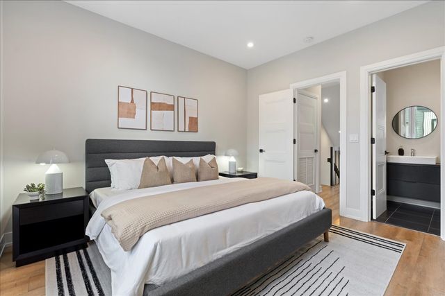 4230 W BELMONT Avenue, Chicago, IL 60641