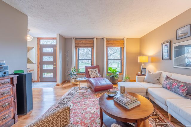 2750 E Buttonwood Drive, Bloomington, IN 47401